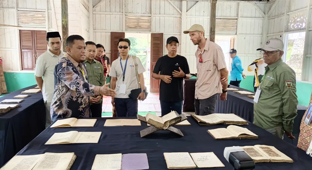 Hari Ketiga Evaluasi UNESCO Global Geopark, Tim Evaluator Kunjungi Desa Adat Sijunjung dan Sejumlah Geosite Ranah Minang Silokek